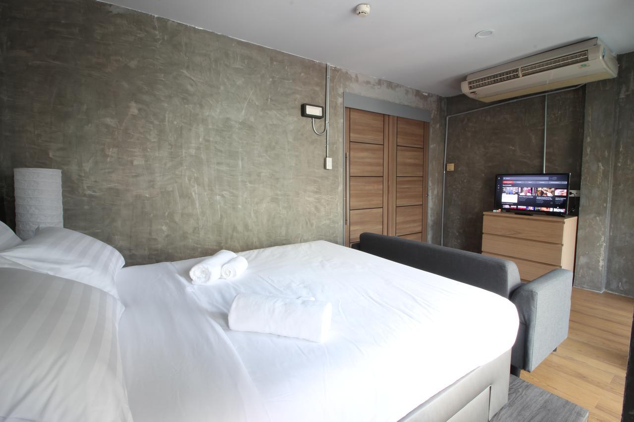 Urbanite Hostel バンコク都 エクステリア 写真