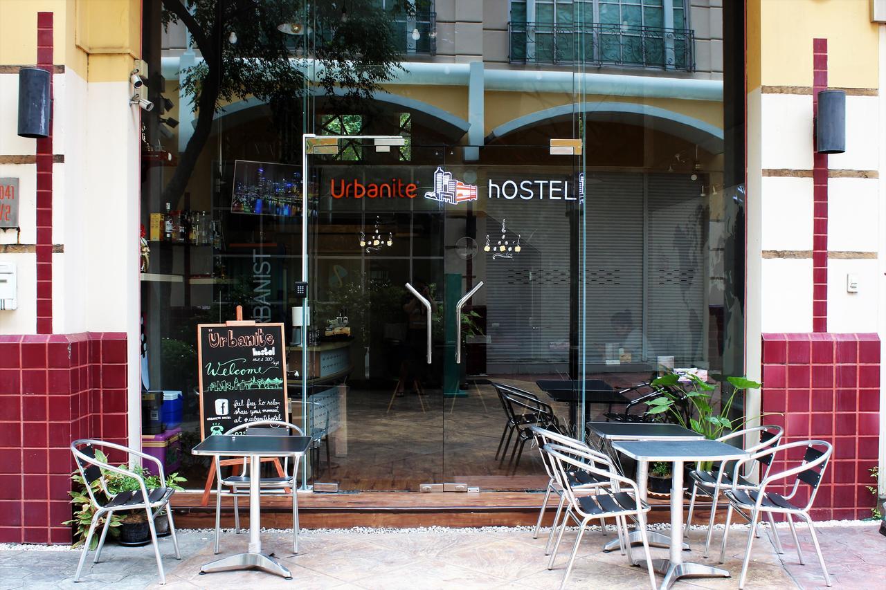 Urbanite Hostel バンコク都 エクステリア 写真